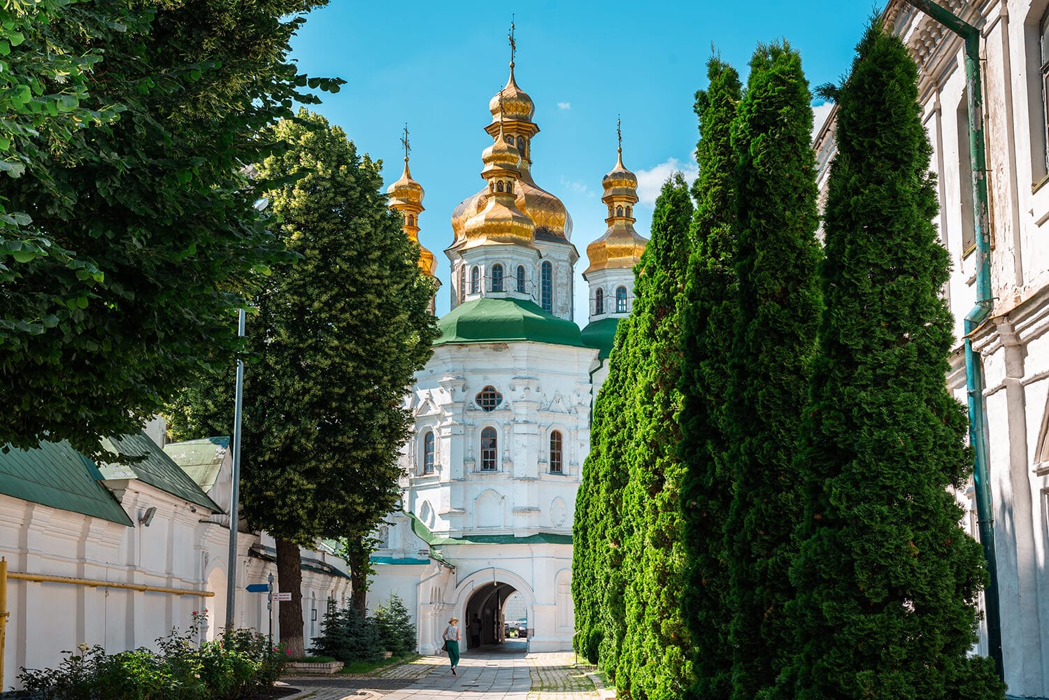 Церква Всіх Святих над Економічною брамою