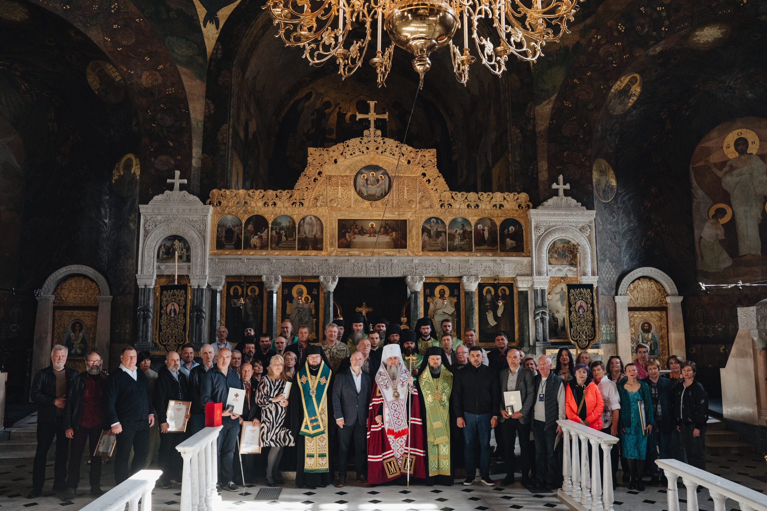 У Києво-Печерській лаврі Епіфаній відзначив нагородами працівників Національного заповідника У Києво-Печерській лаврі Епіфаній відзначив нагородами працівників Національного заповідника