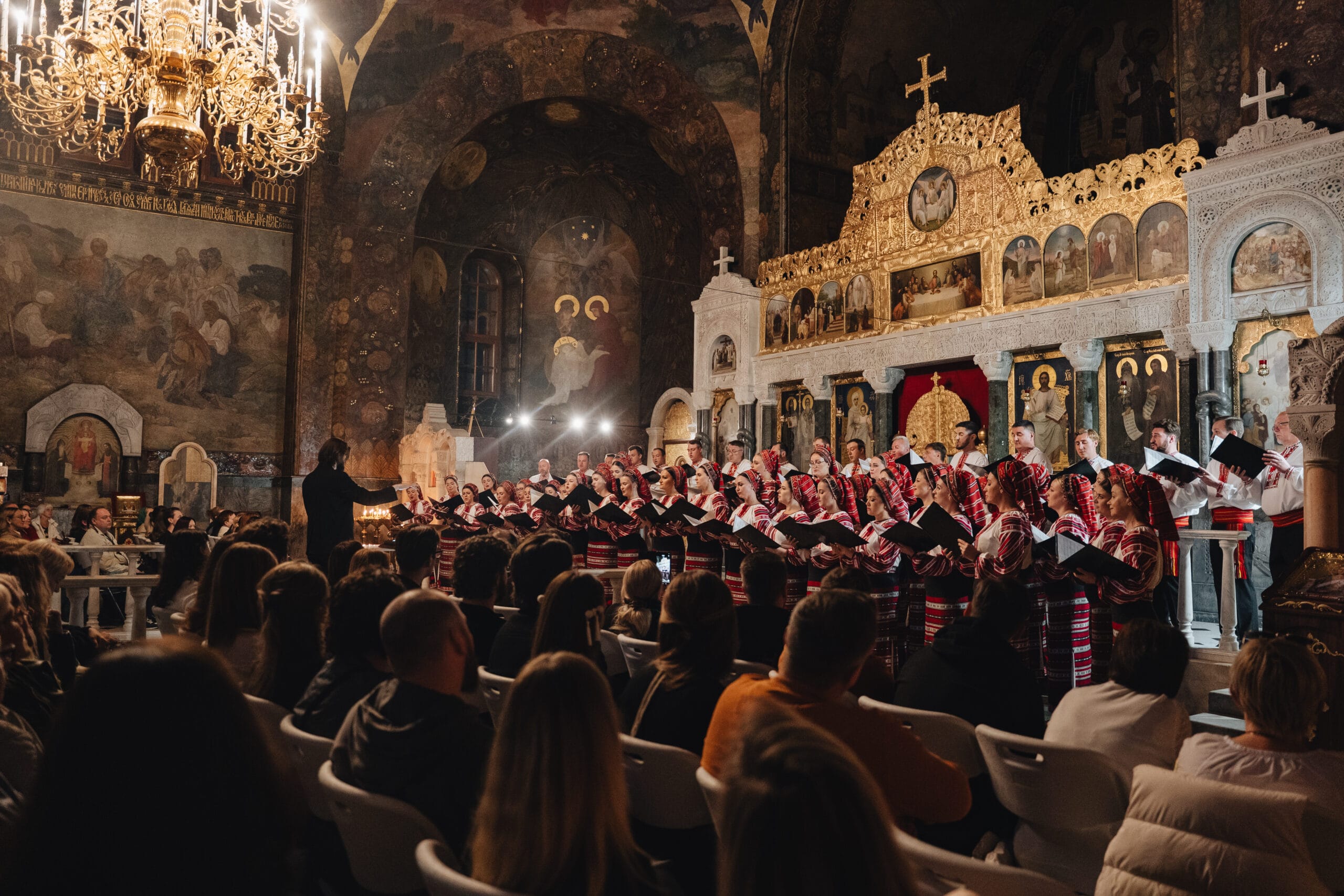 Українська духовна спадщина: хор Верьовки виконав у Києво-Печерській лаврі Літургію Стеценка Українська духовна спадщина: хор Верьовки виконав у Києво-Печерській лаврі Літургію Стеценка